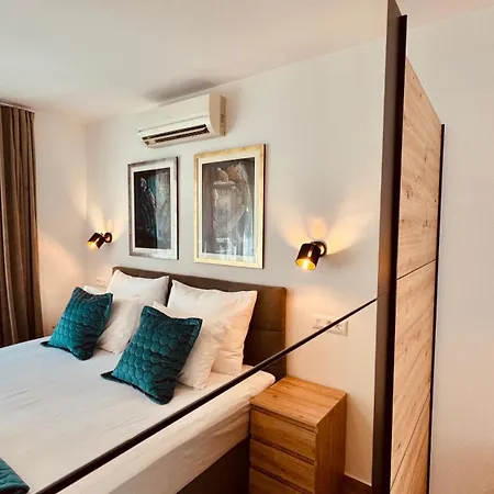 Atlantis Apartment *