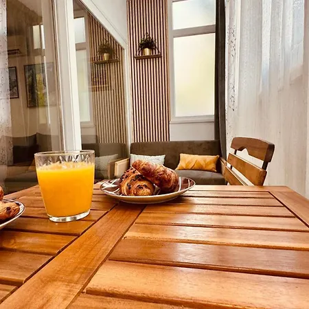 Atlantis Apartment *